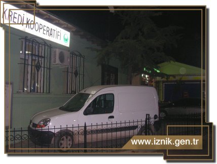 Ağaçlar Kesildi, Otopark Yapıldı