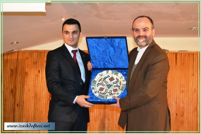 AK Parti Mehmet Akif’i Unutmadı