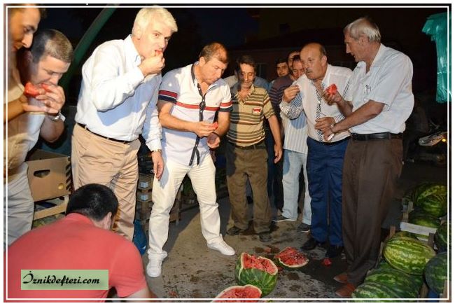 AKP'nin Sokak İftarında Tanju Çolak Farkı Yaşandı
