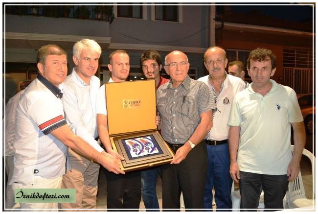 AKP'nin Sokak İftarında Tanju Çolak Farkı Yaşandı
