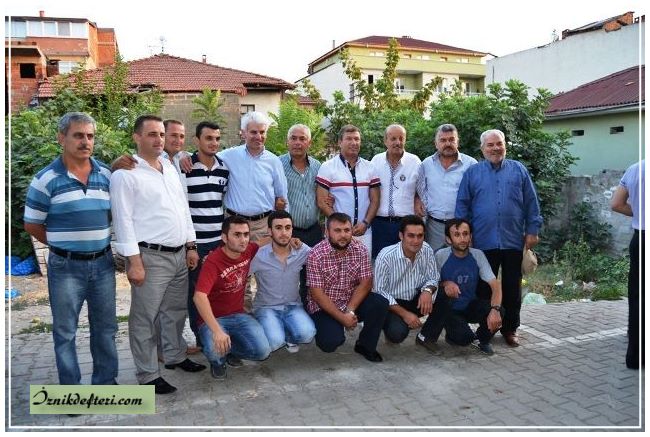 AKP'nin Sokak İftarında Tanju Çolak Farkı Yaşandı