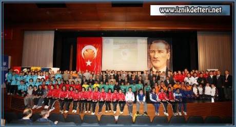 Altın Çocuk Ödülünü Enes Uslu Aldı