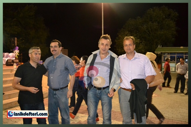 Anadolu Lisesi&#39nden Doyumsuz Şiir Dinletisi
