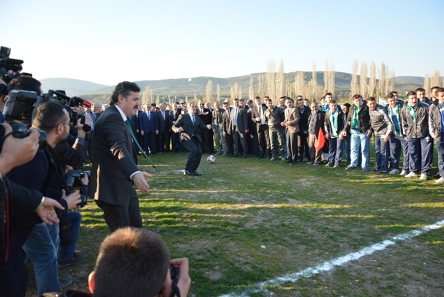 Arınç'dan İznik'te Çifte Açılış