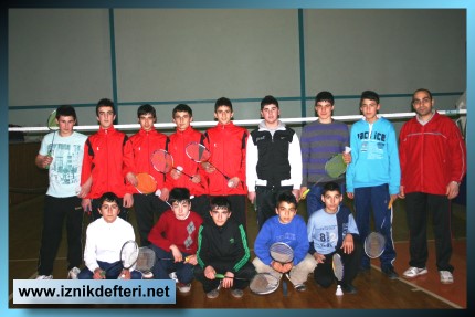 Badmintoncular Çalışmalarını Sürdürüyor