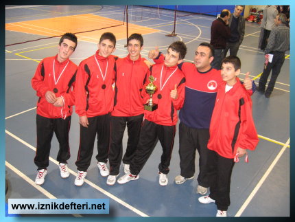 Badmintoncular İl Üçüncüsü Oldular