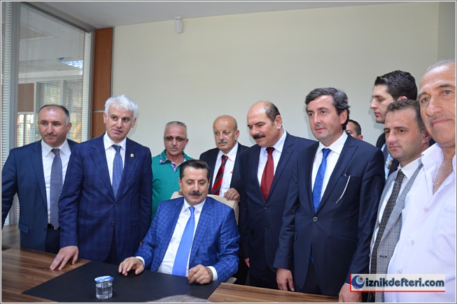 Bakan Faruk Çelik, Yeni SGK Hizmet Binası Açılışı İçin İznik&#39e Geldi