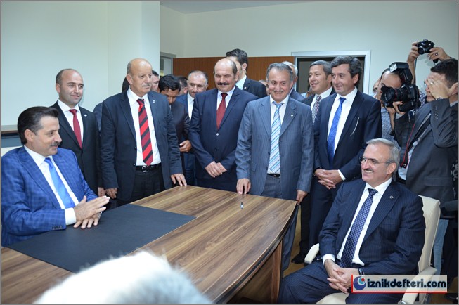 Bakan Faruk Çelik, Yeni SGK Hizmet Binası Açılışı İçin İznik&#39e Geldi