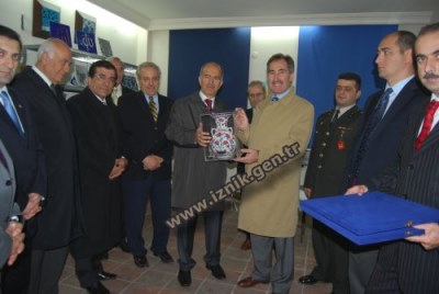 Bakandan İznike Yatırım Sözü