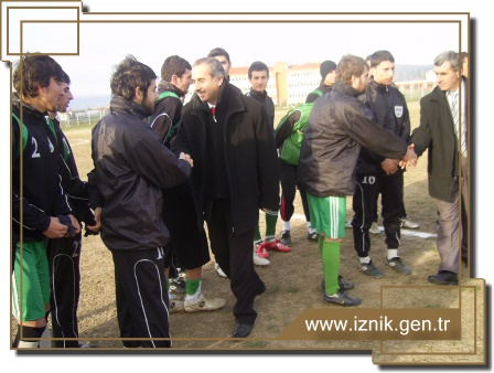 Başkan'dan İznik spora Destek