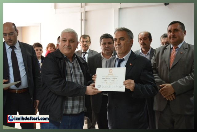 Belediye Başkanı Osman Sargın ve Meclis Üyeleri Mazbatalarını Aldı