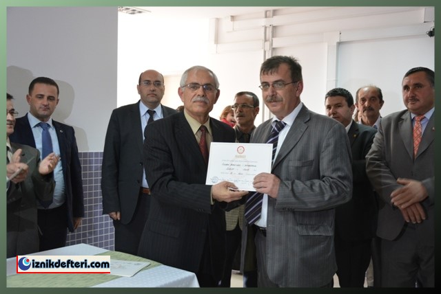Belediye Başkanı Osman Sargın ve Meclis Üyeleri Mazbatalarını Aldı