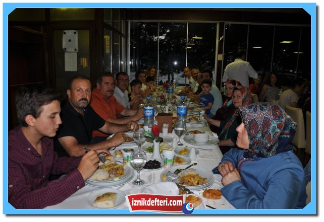 Berlin Motelden Anlamlı Destek