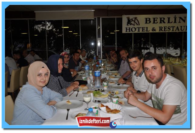 Berlin Motelden Anlamlı Destek