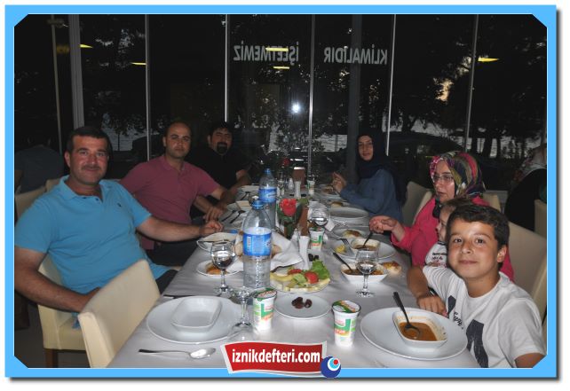 Berlin Motelden Anlamlı Destek