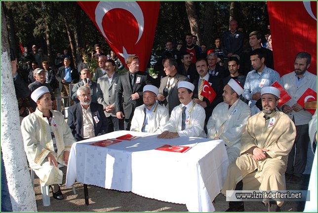 Binlerce İznikli Şehitleri İçin Bir Araya Geldi