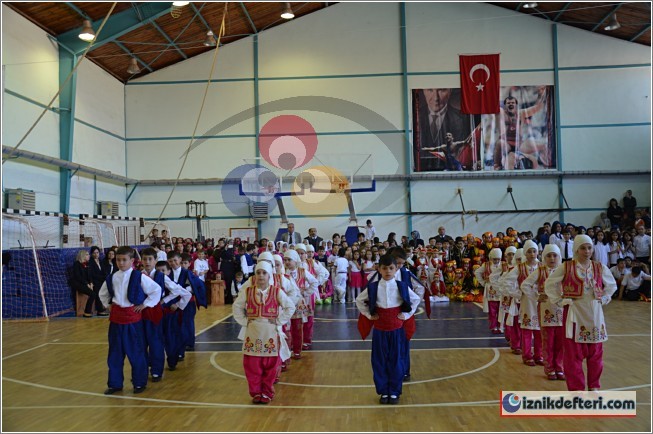Birilerinin Zoruna Gidecek Ama 23 Nisan Kutlamaları Gerçekten Görülmeğe Değerdi