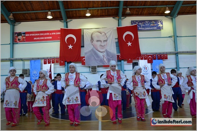 Birilerinin Zoruna Gidecek Ama 23 Nisan Kutlamaları Gerçekten Görülmeğe Değerdi