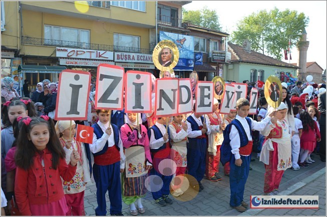Birilerinin Zoruna Gidecek Ama 23 Nisan Kutlamaları Gerçekten Görülmeğe Değerdi