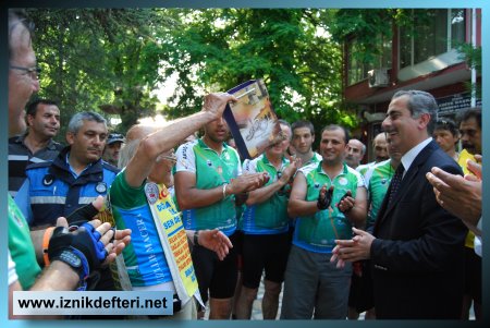 Bisikletle 100 Yıllık Macera İznik'te Konakladı