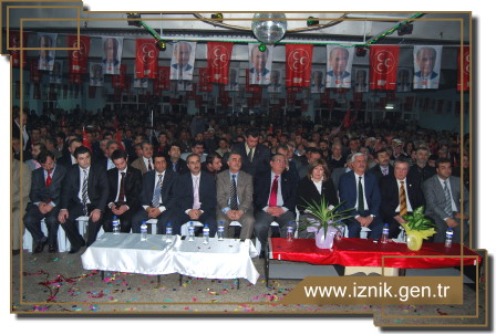 Bu Bir Bayrak Yarışı Değil, Bir Haklı Yürüyüşün, Halka Hizmetin Yarışıdır.