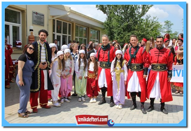 Bu Takım Takdiri Hak Ediyor
