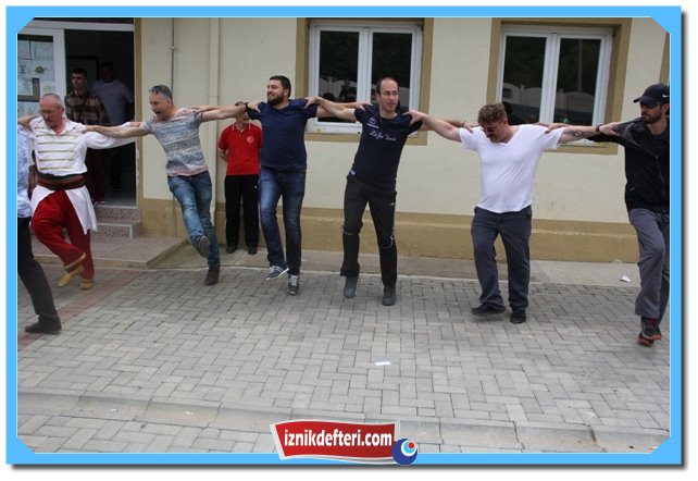 Bu Takım Takdiri Hak Ediyor