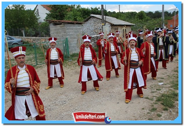 Bu Takım Takdiri Hak Ediyor