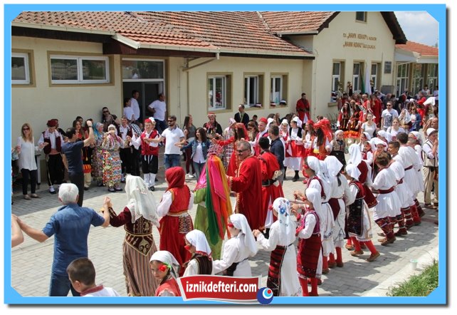 Bu Takım Takdiri Hak Ediyor