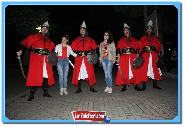 Bu Takım Takdiri Hak Ediyor