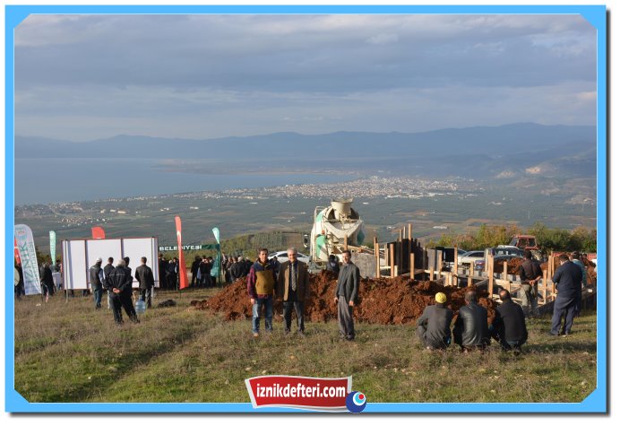 Bungalov Evlerin Temeli Atıldı