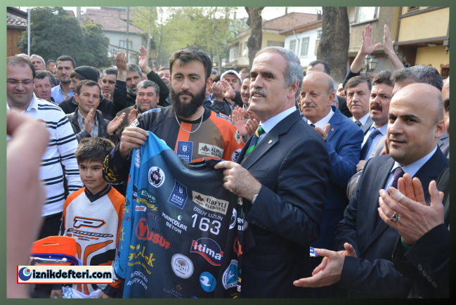 Bursa Büyükşehir Belediye Başkanı Recep Altepe'den Destek Ziyareti