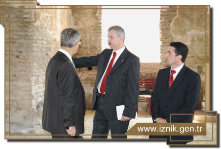 Bursa Vakıflar Bölge Müdürü İznik'te