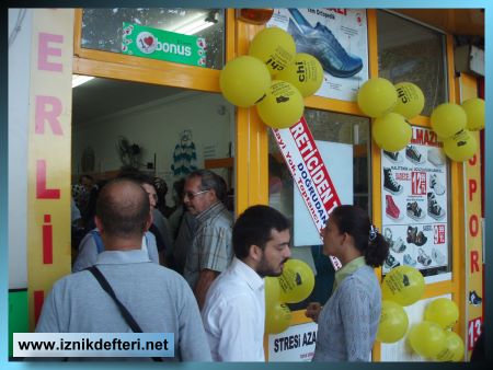 Chi'den Halk Gününde İndirimli Satışlar