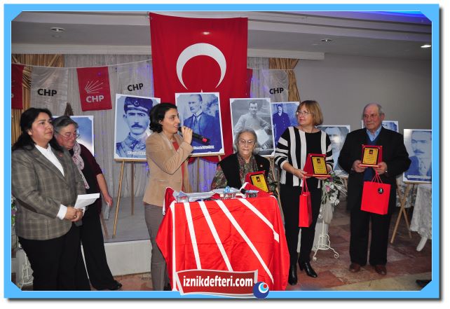 CHP den Anlamlı Kutlama