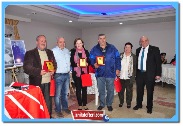 CHP den Anlamlı Kutlama