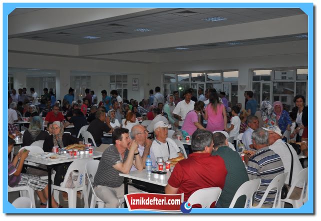 CHP nin Yemeği Yoğun İlgi Gördü