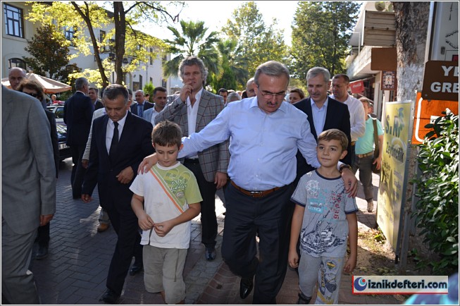 Çiçeği Burnunda Vali Karaloğlu'ndan İznik Ziyareti