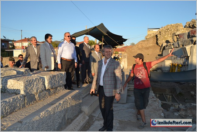 Çiçeği Burnunda Vali Karaloğlu'ndan İznik Ziyareti