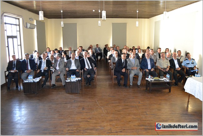 Çiçeği Burnunda Vali Karaloğlu'ndan İznik Ziyareti