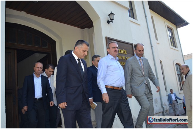 Çiçeği Burnunda Vali Karaloğlu'ndan İznik Ziyareti
