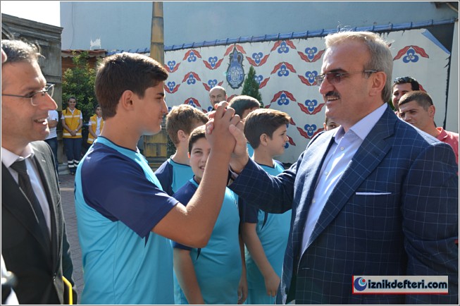 Çiçeği Burnunda Vali Karaloğlu'ndan İznik Ziyareti