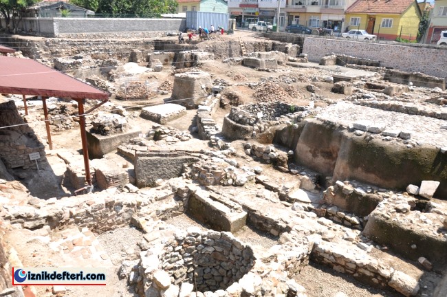 Çini Fırınları Kazıları Başladı