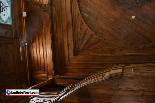 Çivisiz Camii Sessiz Sedasız Açıldı