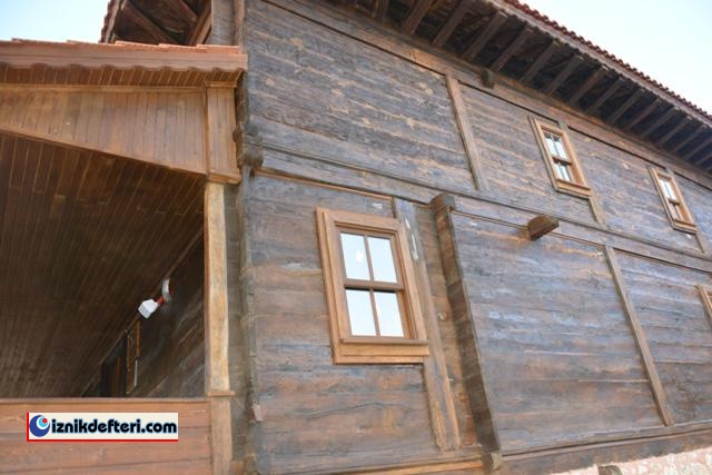 Çivisiz Camii Sessiz Sedasız Açıldı
