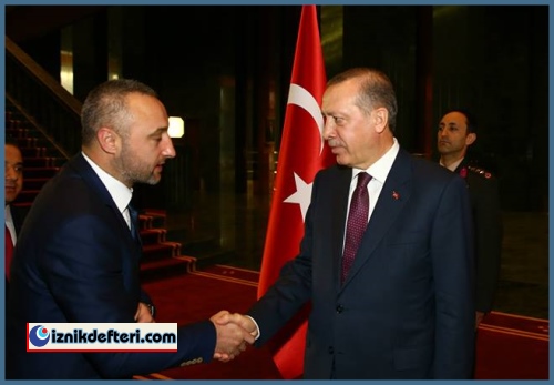 Cumhurbaşkanlığı Köşkünde Üç İznikli