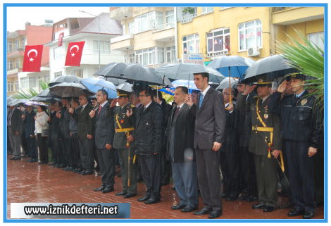 Cumhuriyet Bayramına Yakışmayan Görüntüler