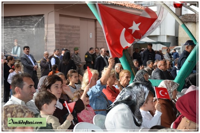 Cumhuriyet Kutlamaları Zeytin Hasadına Takıldı