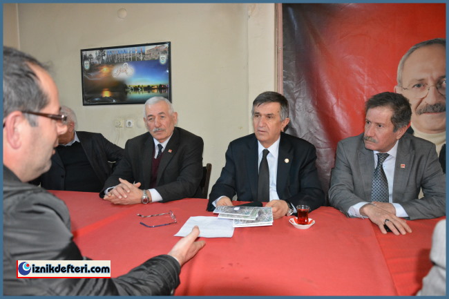 Demiröz,'Tek Kişiye Bağlı Padişahlık Sistemi Kabul Edilemez'