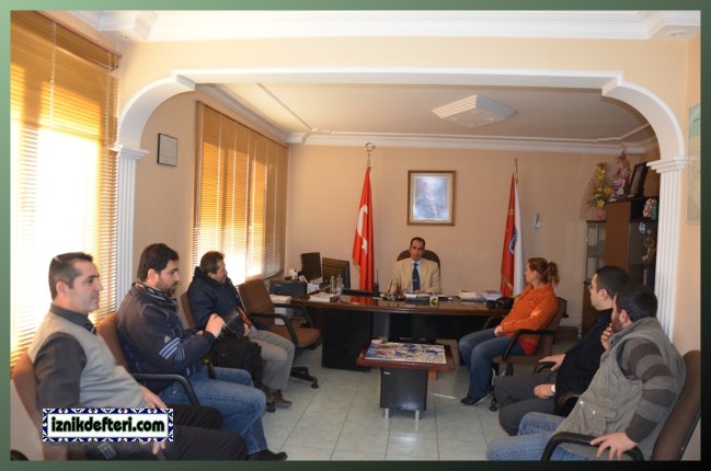 Emniyet Müdüründen Sürpriz Gazeteciler Günü Kutlaması